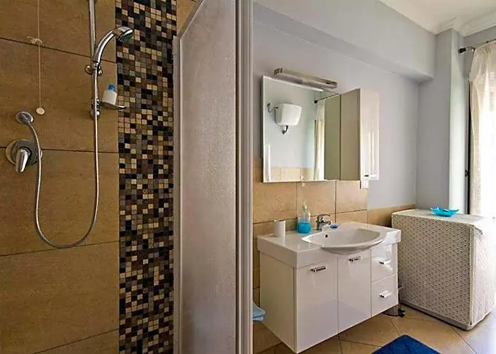 Appia Davila25 Couette-café 4*
